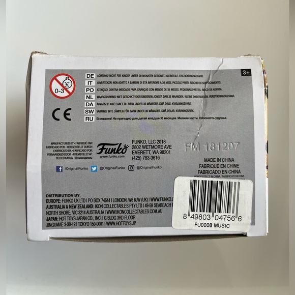 Funko Pop! Rocks Britney Spears Vinyl Figure #98 w/ pop protector - Picture 7 of 7